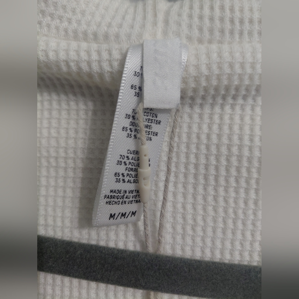 Skims Waffle Cropped Zip Up - Picture 4 of 5